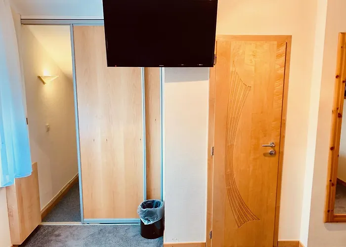 Kuerrenberg מלון מאיין