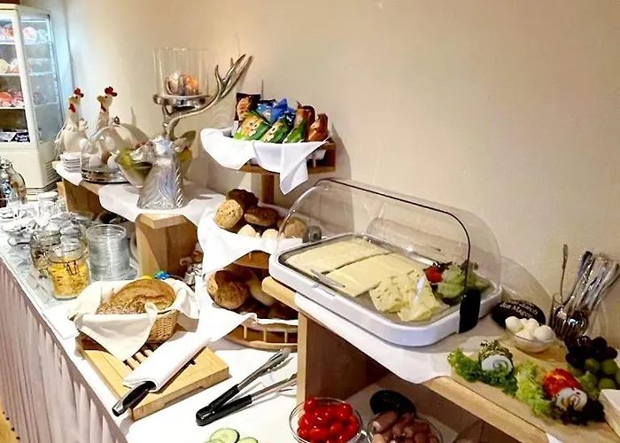 Kuerrenberg מלון 3*