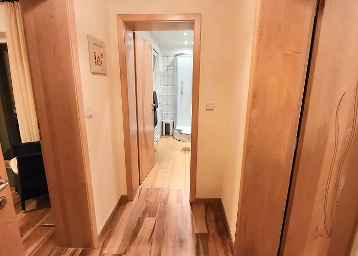 Kuerrenberg 3* מאיין