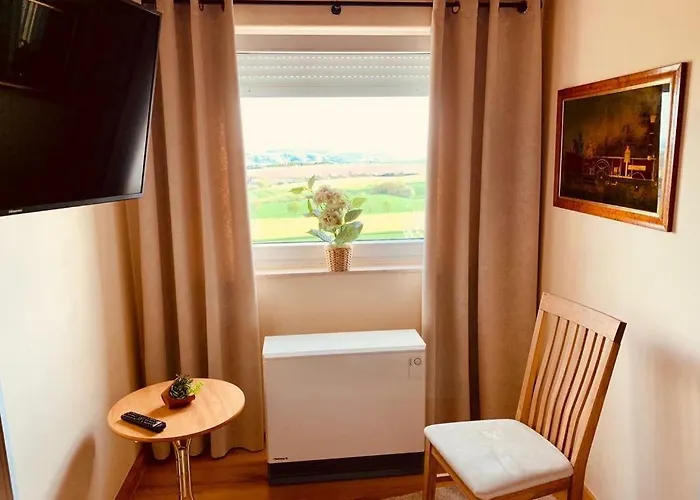 Kuerrenberg 3* מאיין